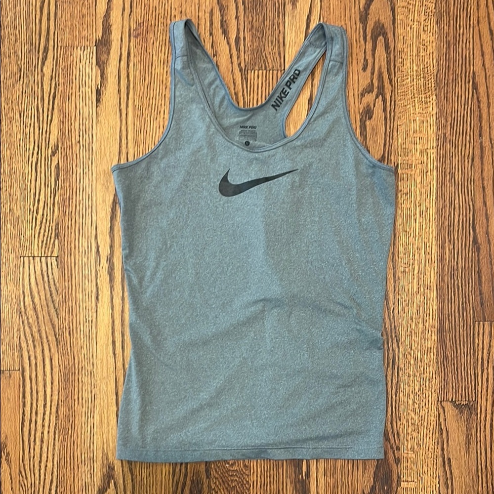 Nike Women's Gray Tank Top